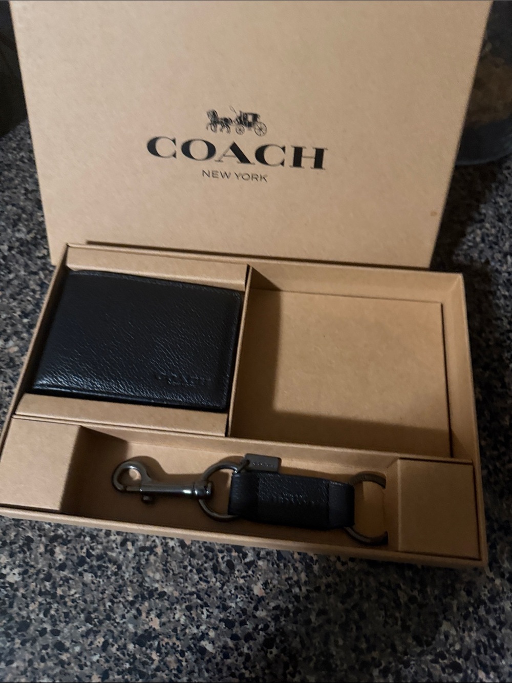 BRAND NEW! Men Accessories - Coach Wallet/Key Holder Set